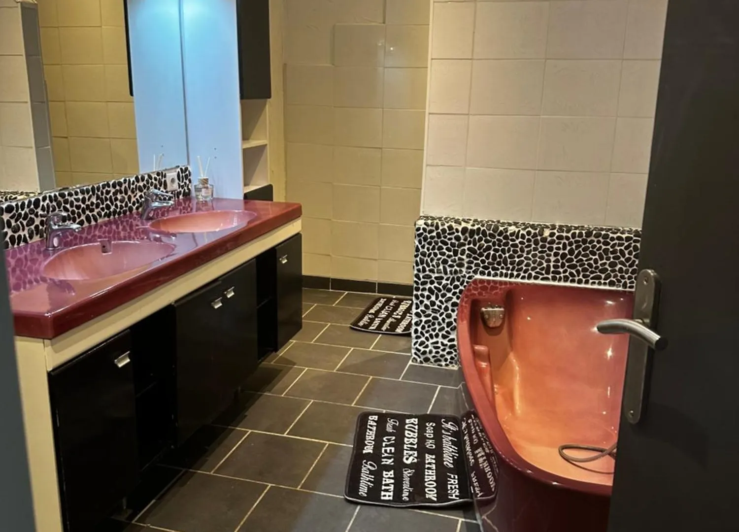 Grand Appartement Baix
